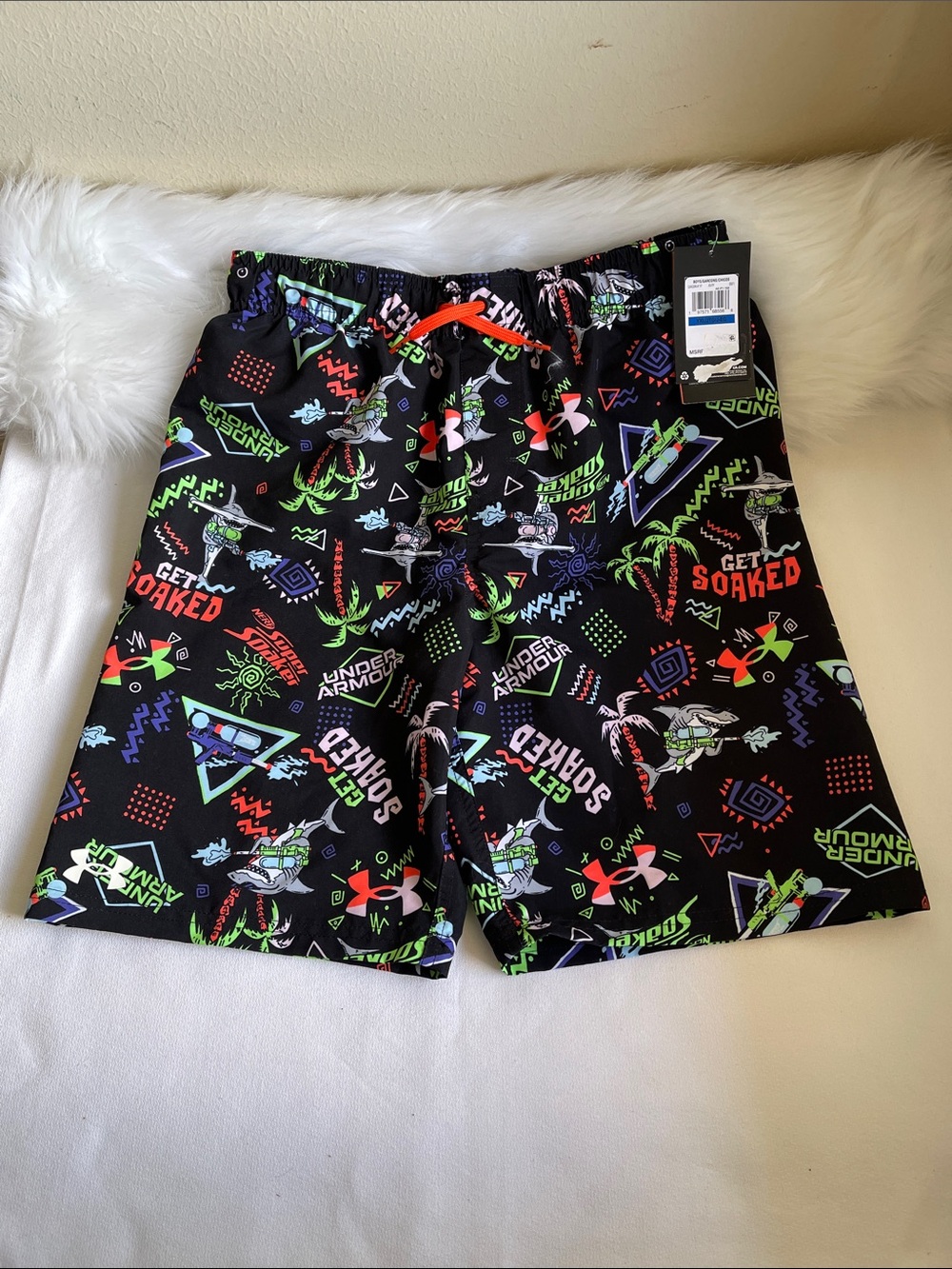 Under Armour Youth Boy’s Swim Shorts Size XL. NWT.